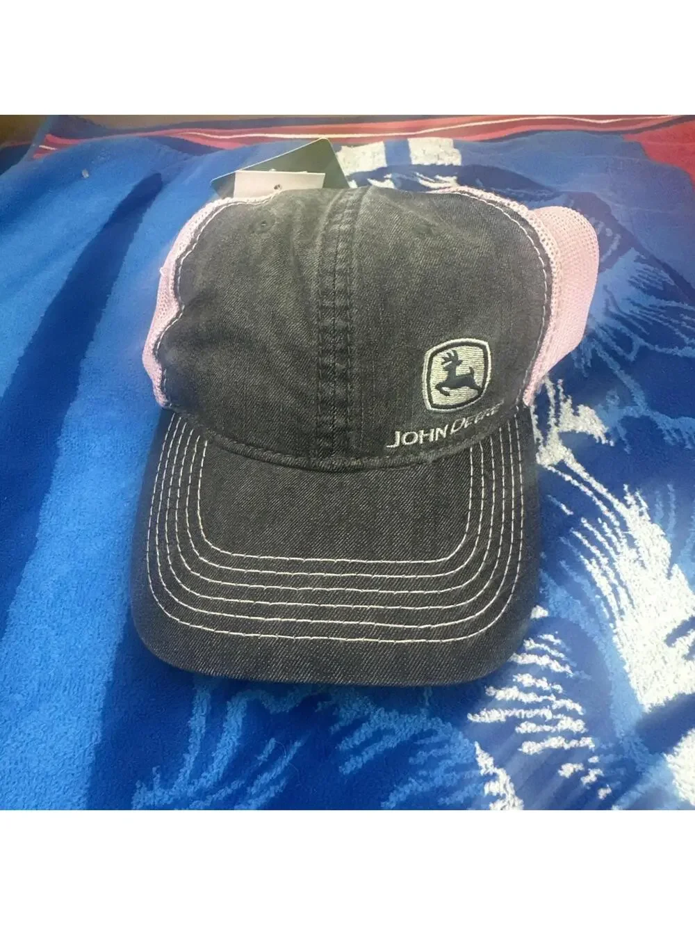 John Deere Ladies Pink/Gray Mesh Snap back Hat/Cap NEW WITH TAGS